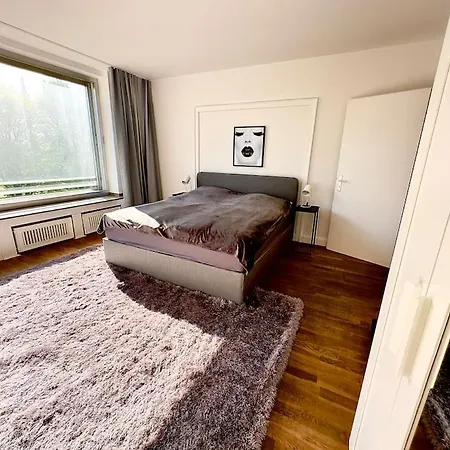 아파트 Spectecular Rhineview Fair Parking Luxury 12 Pers *