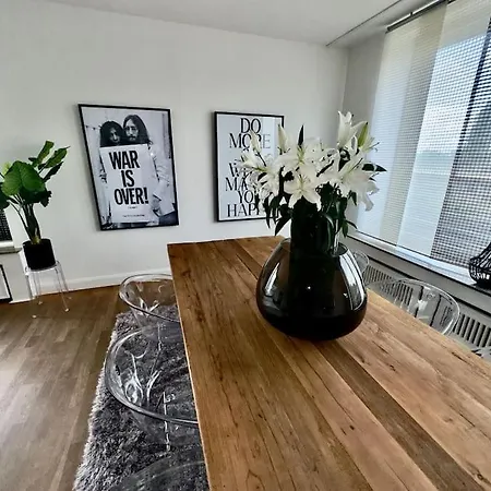 Spectecular Rhineview Fair Parking Luxury 12 Pers * دوسلدورف