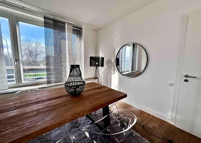 Apartment Spectecular Rhineview Fair Parking Luxury 12 Pers